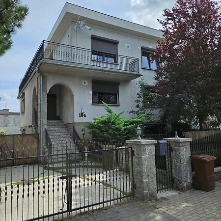 Pokoje Pracownicze Кімнати Для Працівників,Гуртожиток Swarzędz Extérieur photo