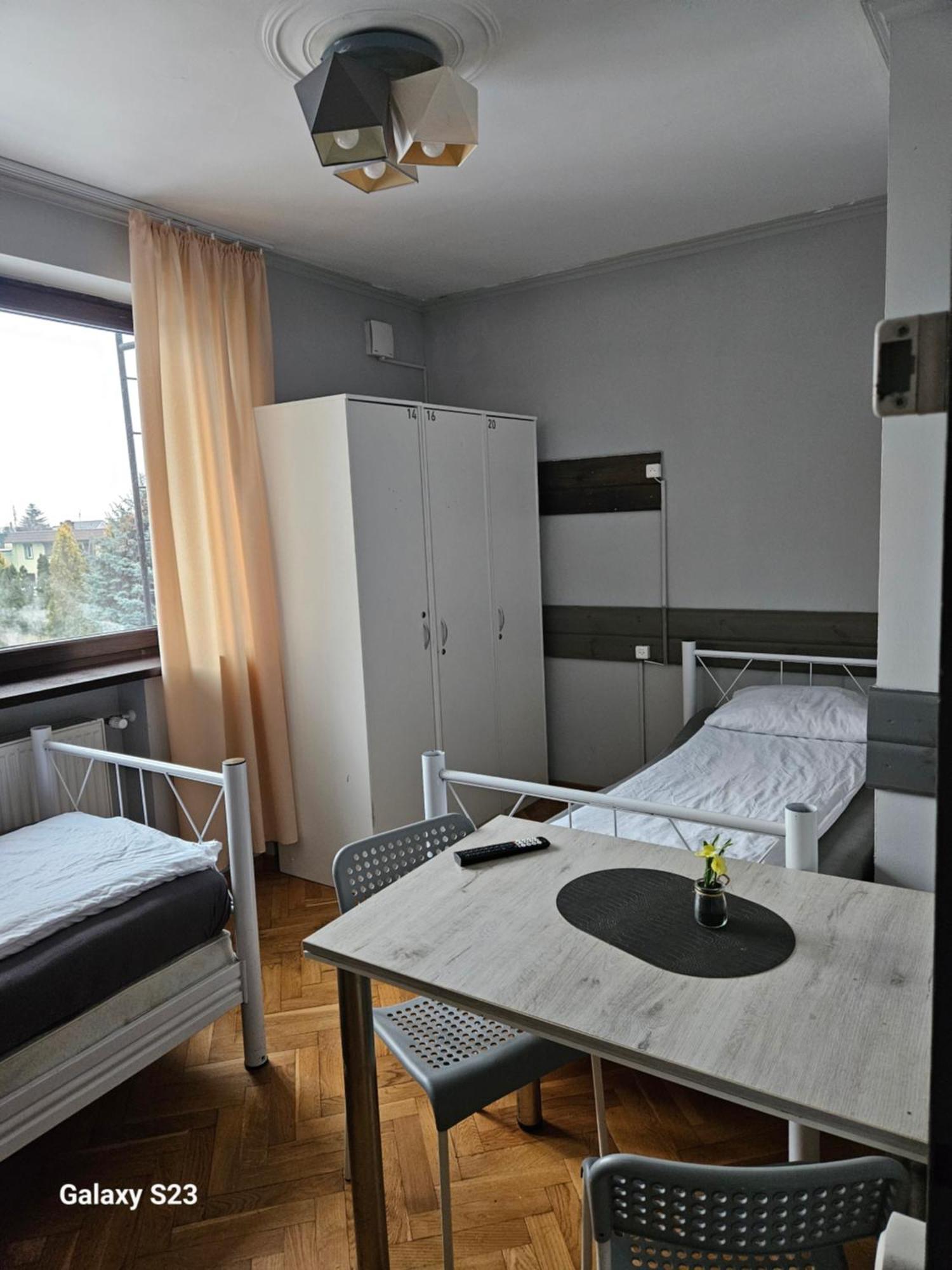 Pokoje Pracownicze Кімнати Для Працівників,Гуртожиток Swarzędz Extérieur photo