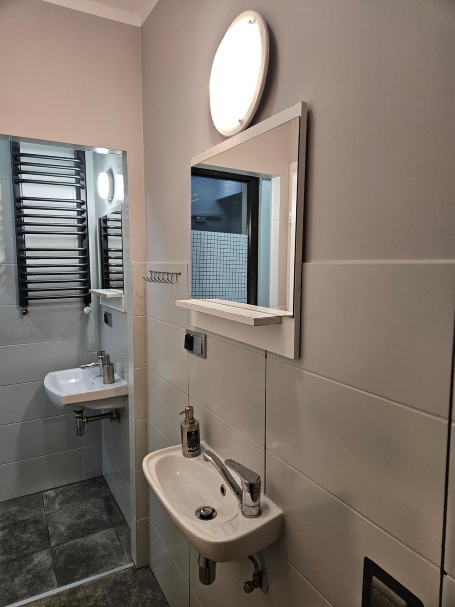 Pokoje Pracownicze Кімнати Для Працівників,Гуртожиток Swarzędz Extérieur photo