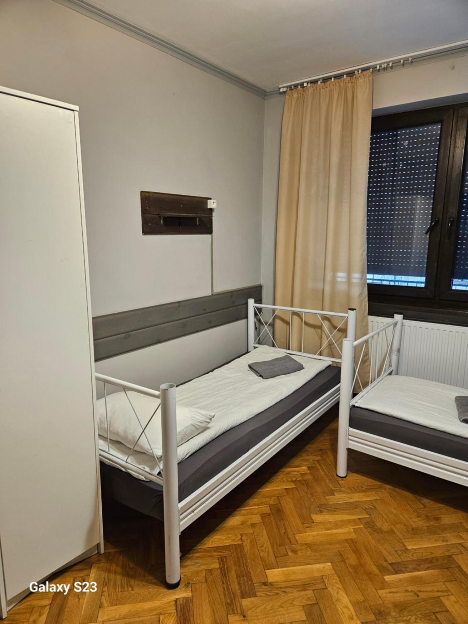 Pokoje Pracownicze Кімнати Для Працівників,Гуртожиток Swarzędz Extérieur photo